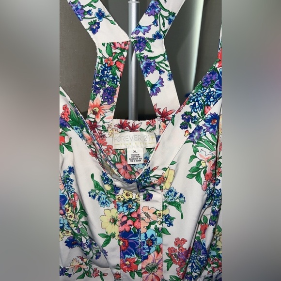 Floral Dress - Picture 4 of 6